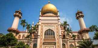 Men Charged for Deceiving Sultan Mosque with Fake Quotations men-charged-for-deceiving-sultan-mosque-with-fake-quotations