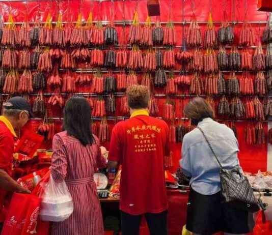 Consumer Watchdog Urges Retailers to Disclose Chinese New Year Surcharges consumer-watchdog-urges-retailers-to-disclose-chinese-new-year-surcharges