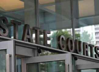 Father Charged with Violating Court Order by Publishing Identifying Information about Child father-charged-with-violating-court-order-by-publishing-dentifying-nformation-about-child