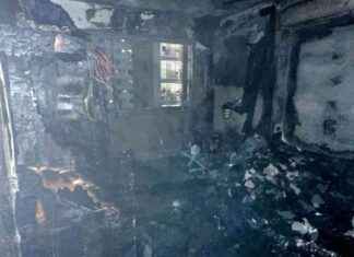 Fire Breaks Out in Punggol HDB Flat, One Person Hospitalized fire-breaks-out-in-punggol-hdb-flat-one-person-hospitalized