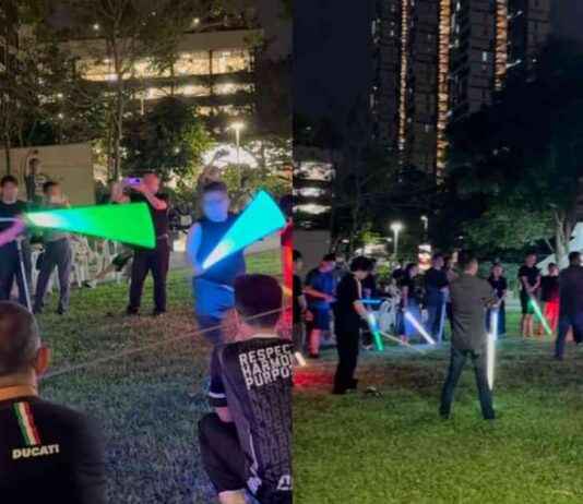 Honouring Late Member: Star Wars Group Holds Lightsaber Duels at Wake honouring-late-member-star-wars-group-holds-lightsaber-duels-at-wake