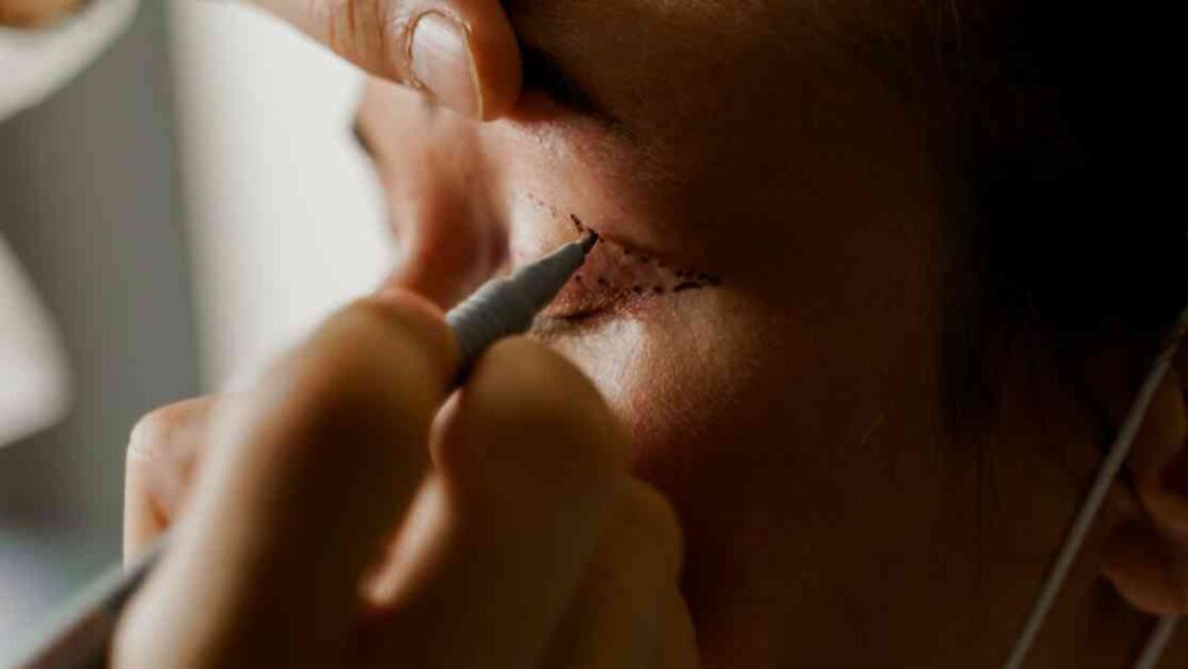 unlicensed-beautician-jailed-for-causing-drooping-eyelid-legal-consequences-explained