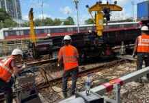 SMRT Works to Recover Derailed Vehicle Causing Line Delays smrt-works-to-recover-derailed-vehicle-causing-line-delays