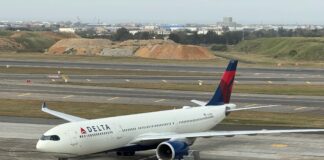 Best Practices for Airlines: How Delta Flight DL275 Successfully Diverted to LAX Delta Flight DL275 diverted, DL275 LAX diversion, Delta emergency landing LAX, DL275 flight update, Delta diverted flight news, DL275 incident report, LAX airport flight diversion